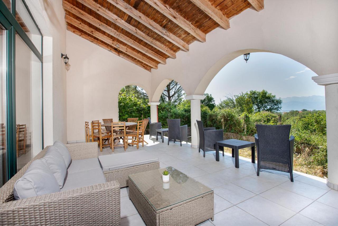 Villa Forest Kotor Exteriör bild