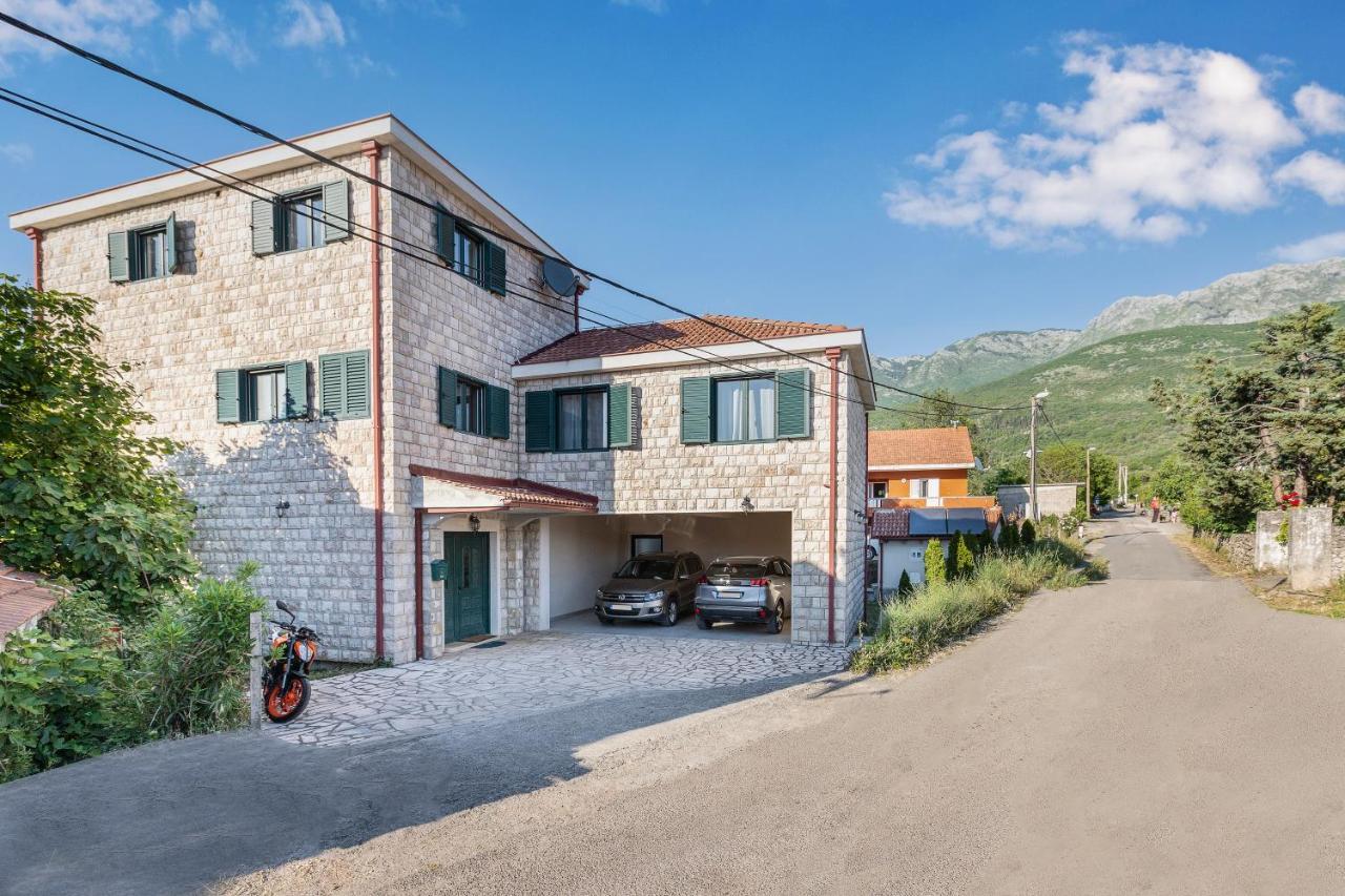 Villa Forest Kotor Exteriör bild