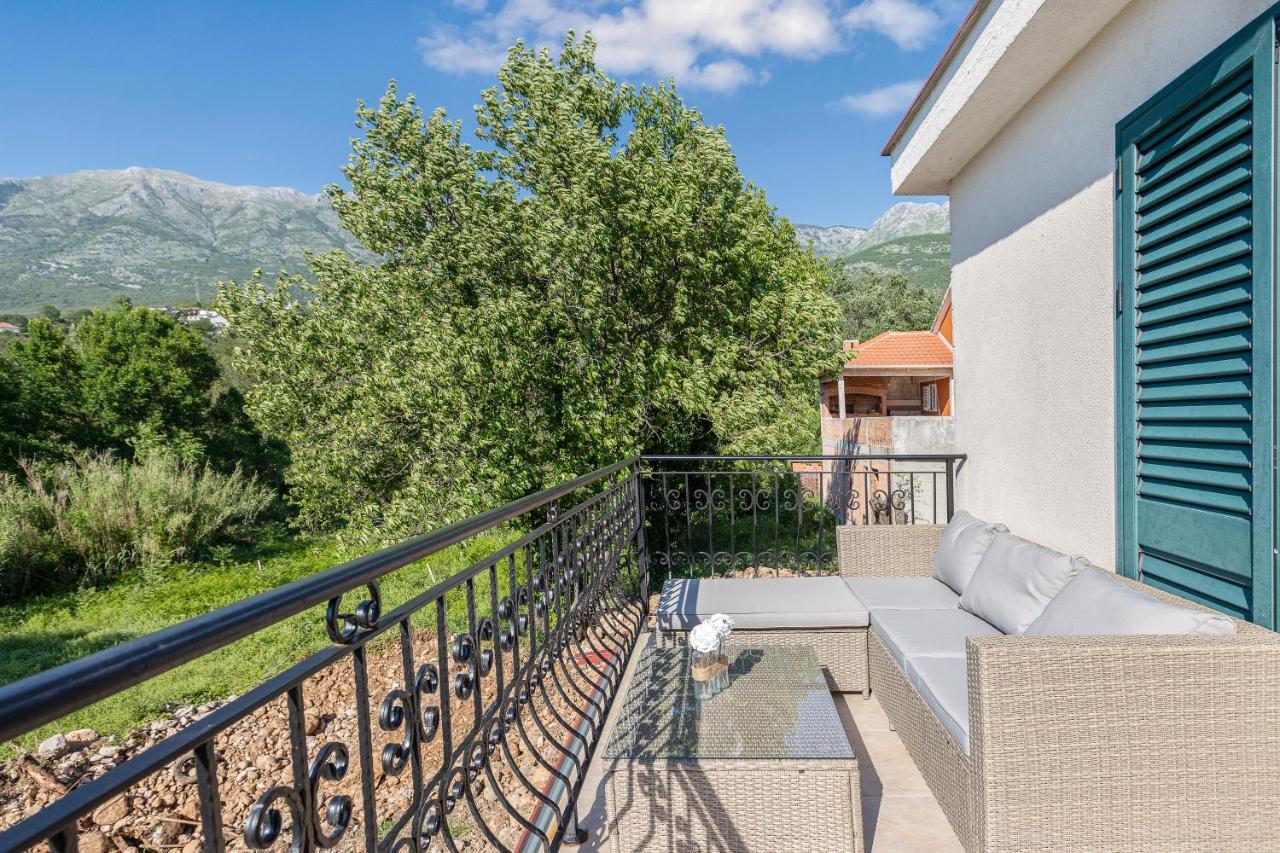Villa Forest Kotor Exteriör bild