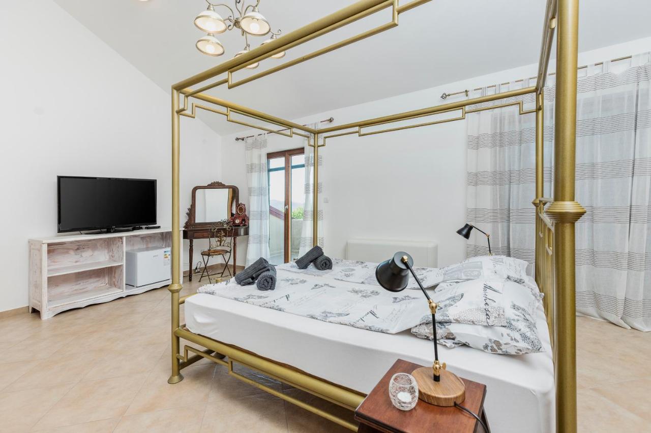 Villa Forest Kotor Exteriör bild