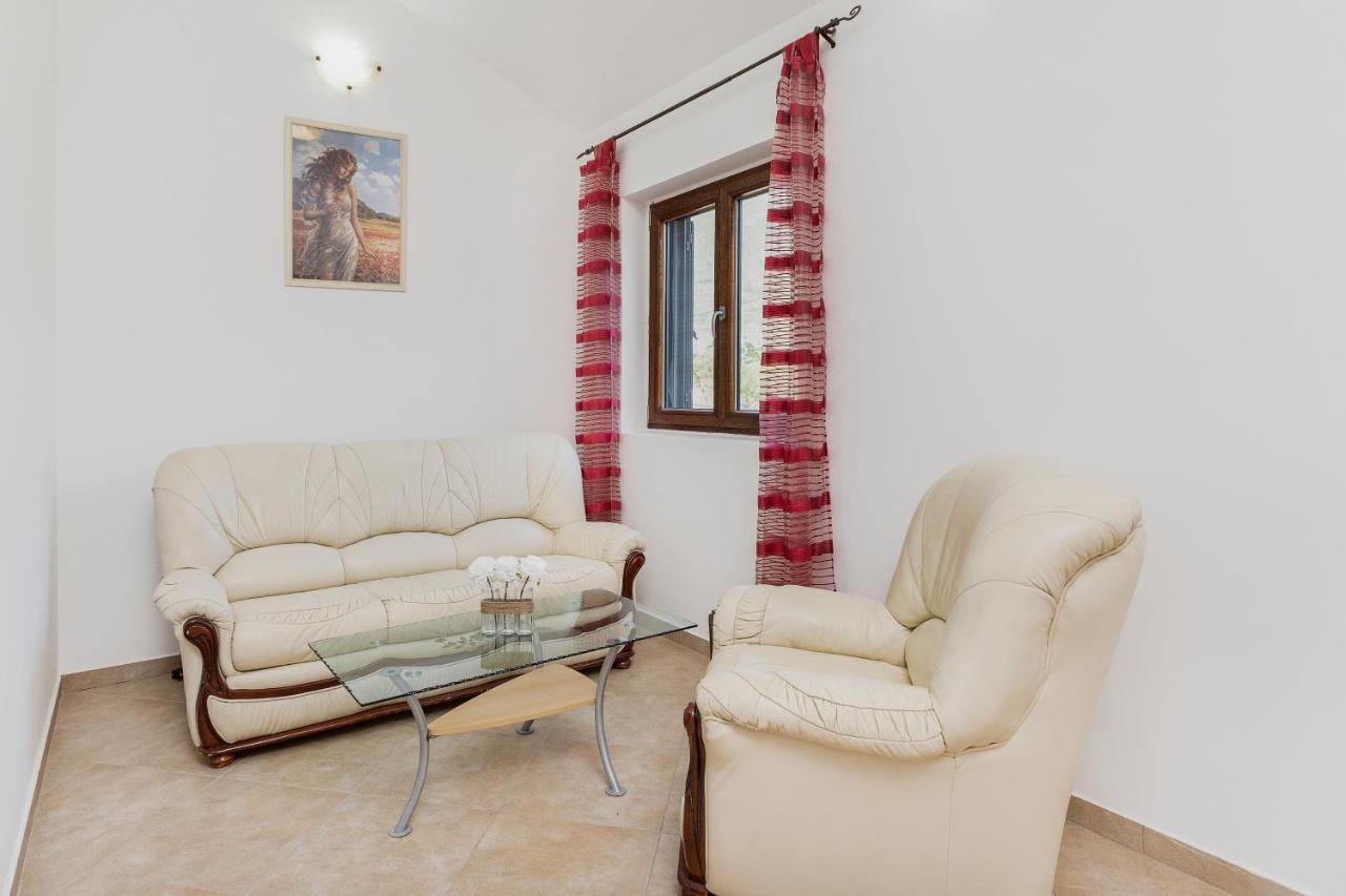 Villa Forest Kotor Exteriör bild